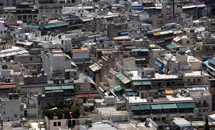 Ξεκινούν με… ψιλά γράμματα τα νέα μέτρα για τα Airbnb