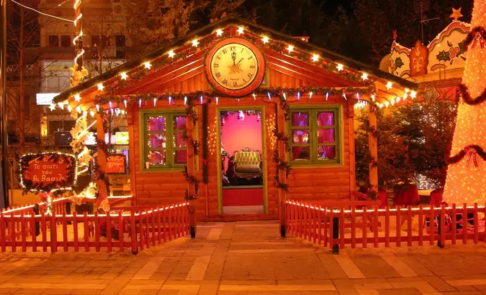 Έβαλαν τα γιορτινά τους και ζουν τη μαγεία των Χριστουγέννων (pics)