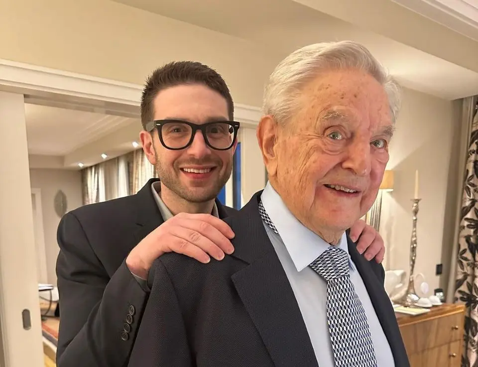 Ο Σόρος έφυγε... ο Σόρος ήρθε