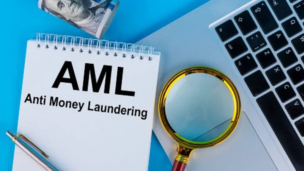 Αυστηρό ρυθμιστικό πλαίσιο για AML