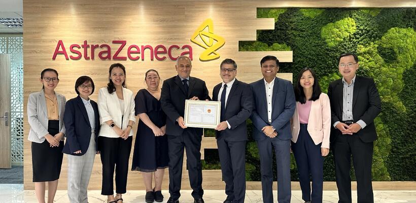 Έδωσαν τα χέρια AstraZeneca και Medochemie - Τι συμφώνησαν