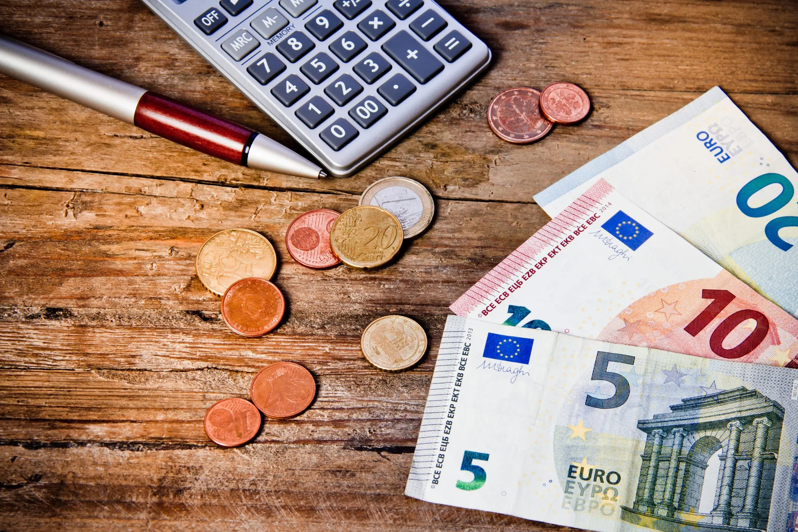 Μόλις 0,10% η αύξηση στους μισθούς λόγω ΑΤΑ - Τι αναφέρει εγκύκλιος του ΥΠΟΙΚ