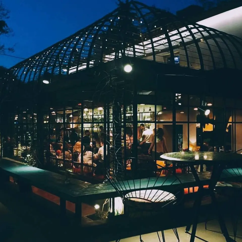 Αυτά είναι τα νυχτερινά κέντρα που κλείνουν στην Ελλάδα