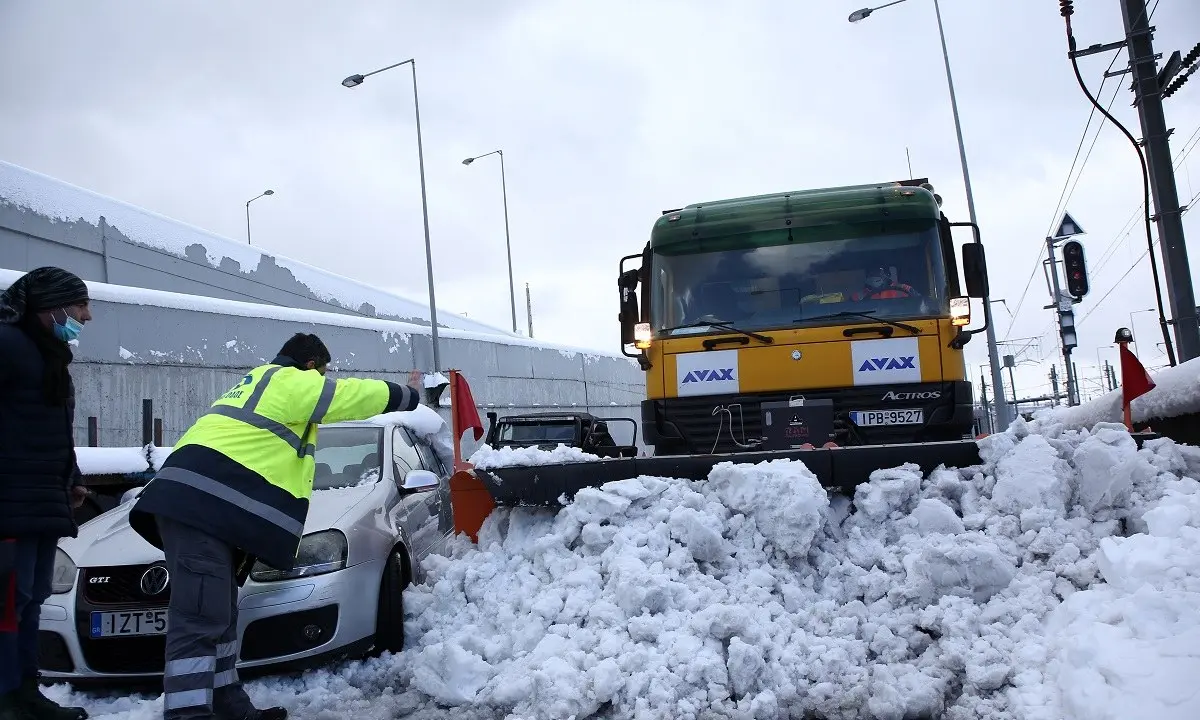 Καμπάνα €2εκ. στην Αττική Οδό για τους εγκλωβισμένους οδηγούς
