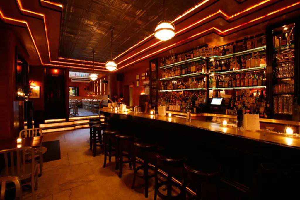 Καταγγέλθηκαν 18 χώροι αναψυχής για παραβίαση των μέτρων