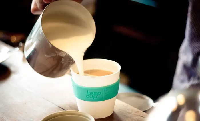 Φθηνότερος καφές με ποτήρι από το σπίτι