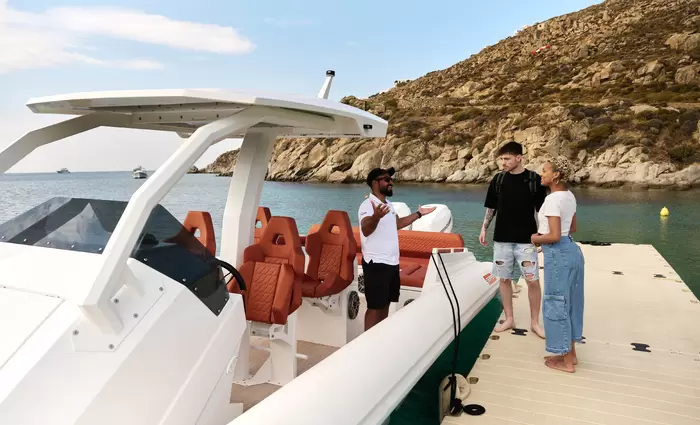 Σκάφη - ταξί της Uber αναβαθμίζουν το τουριστικό προϊόν της Μυκόνου