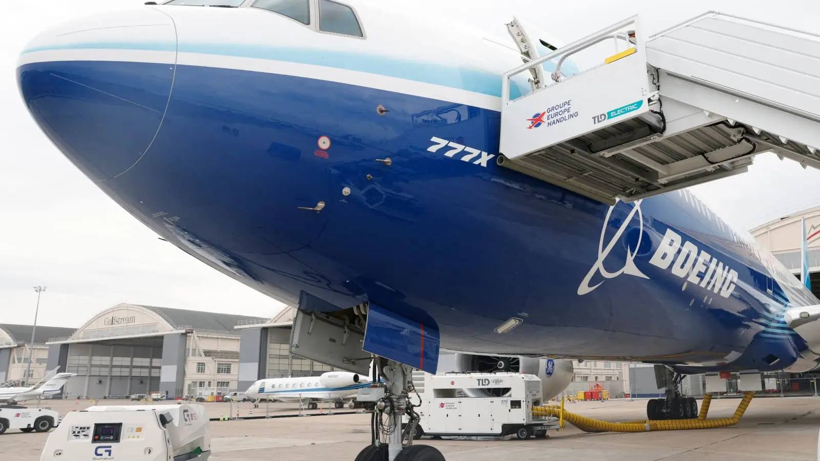 Σε αναταράξεις η Boeing: Ζημιά $4,9 δισ. και νέα αναβολή για το 777X