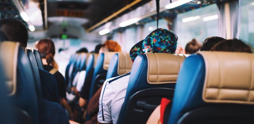 Λεωφορεία «Ζήνων»: Κονδύλι από το Υπ. Μεταφορών για να πληρώσουν μισθούς