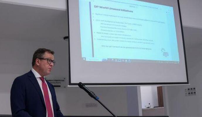 Η ηλεκτροδότηση πλοίων στα κυπριακά λιμάνια απασχόλησε συνέδριο στη Λεμεσό