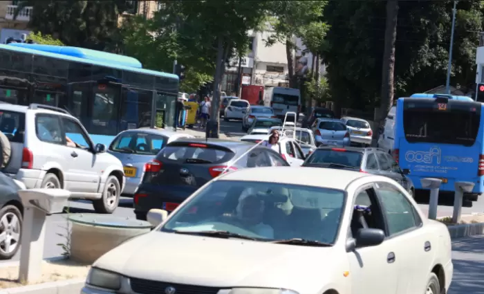 Δύσκολο εγχείρημα ο περιορισμός  χρήσης του ιδιωτικού αυτοκινήτου