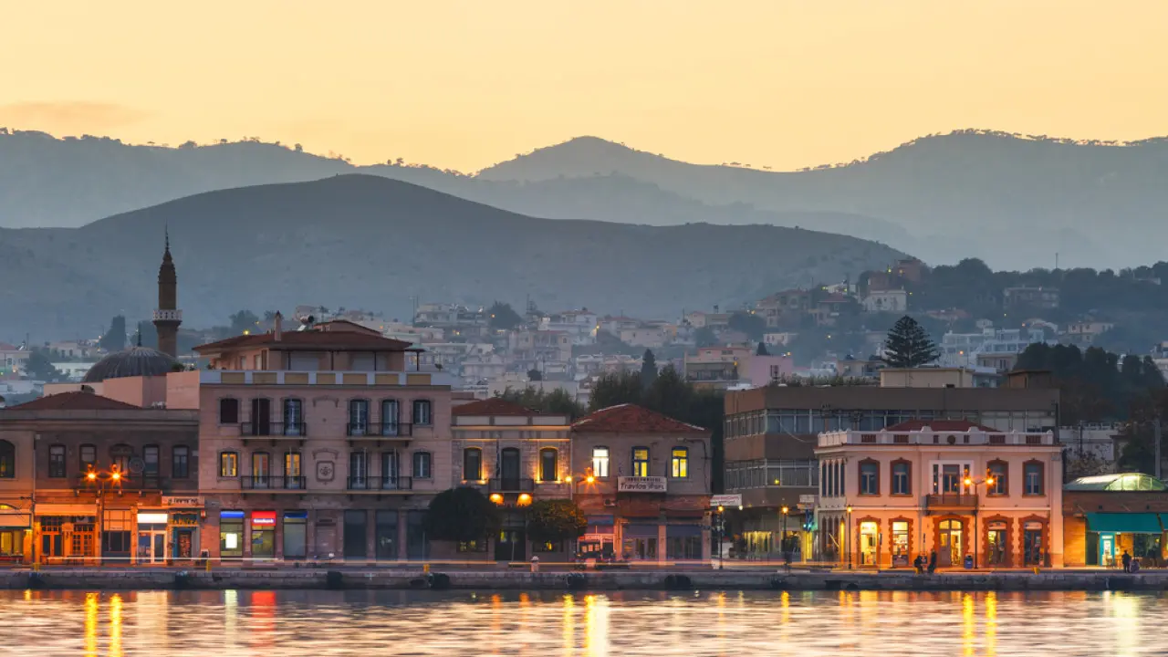 Χίος, η «άγνωστη αριστοκράτισσα του Αιγαίου» είναι sold out το καλοκαίρι