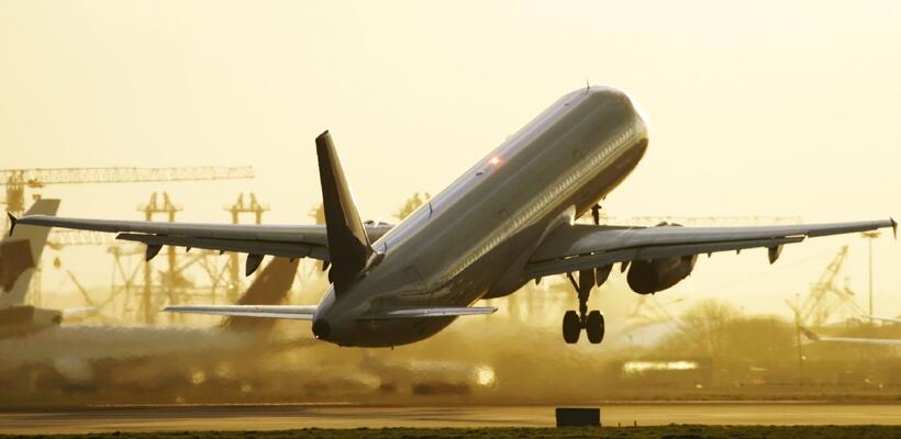 Τι αλλάζει από αύριο για τα ταξίδια από και προς την Κύπρο