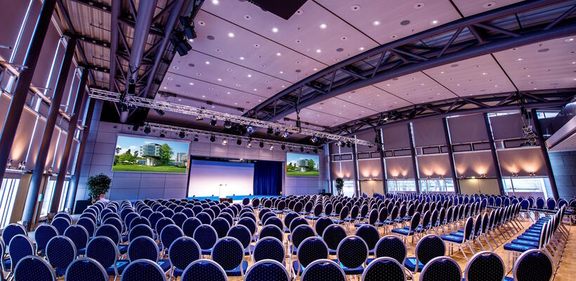 Ποια μέτρα ισχύουν για εκθέσεις, συνέδρια και εκδηλώσεις;