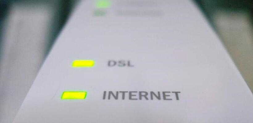 Εκτινάχθηκε η χρήση διαδικτύου από το σπίτι