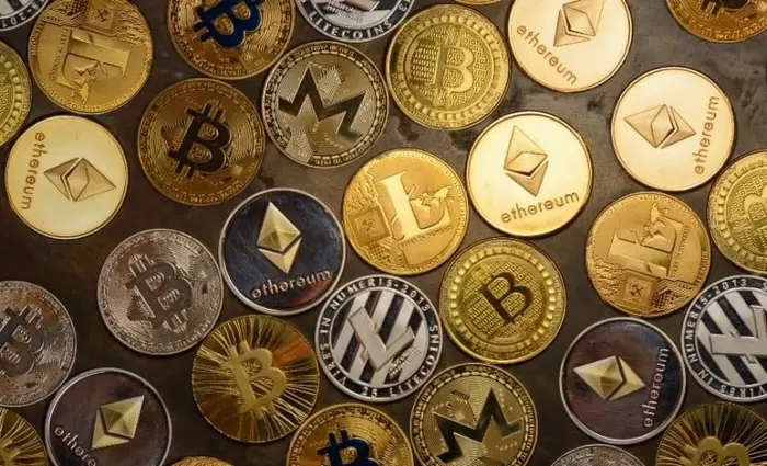 «Ξεγυμνώθηκε» η αγορά των Crypto - Εξαφανίστηκαν $100 δισ.