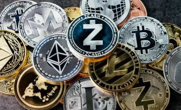 Η φετινή χρονιά ανήκει στα altcoins σύμφωνα με αναλυτές