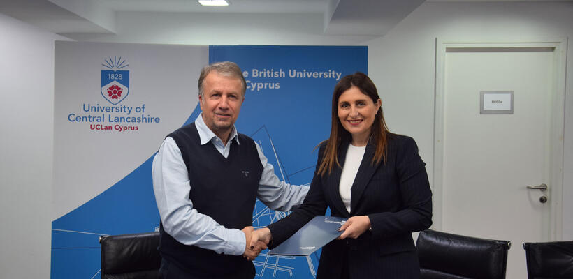 Μνημόνιο Συνεργασίας μεταξύ Υφ. Ναυτιλίας και UCLan Cyprus