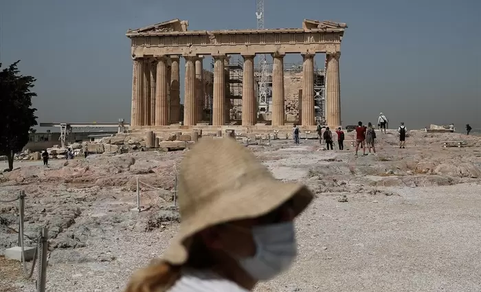 Bloomberg: Η Ελλάδα ανάμεσα στις χειρότερες χώρες να ζεις εν μέσω πανδημίας