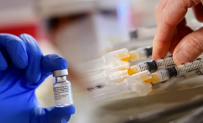 Ελλάδα: Πότε ξεκινάει ο υποχρεωτικός εμβολιασμός – Ποιους αφορά