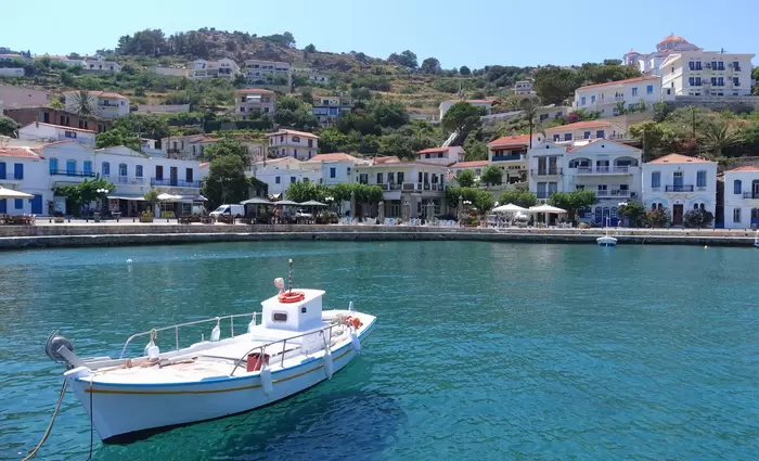 Η Ικαρία στα 5 μέρη με τους μακροβιότερους κατοίκους παγκοσμίως – Τι κοινό έχει με τα υπόλοιπα