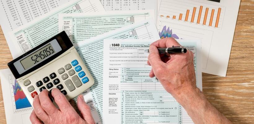 Προθεσμία μέχρι τις 2 Οκτωβρίου για την υποβολή φορολογικών δηλώσεων