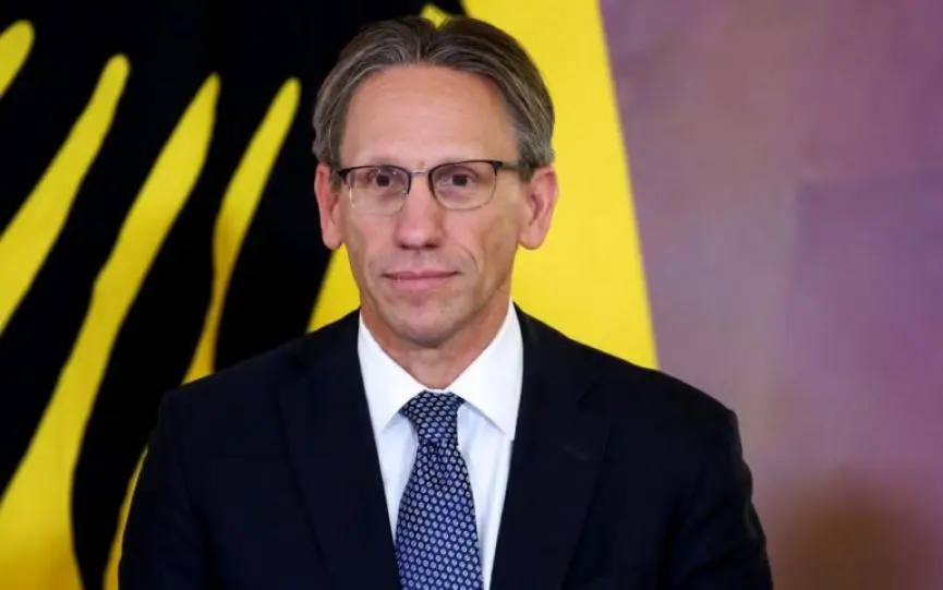 Διάλογο με τις ΗΠΑ για δασμούς και μετά αντίποινα προτείνει ο Γερμανός ΥΠΟΙΚ