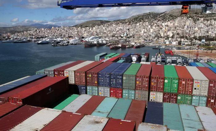 Επένδυση €600 εκ. από την COSCO στο Λιμάνι Πειραιά