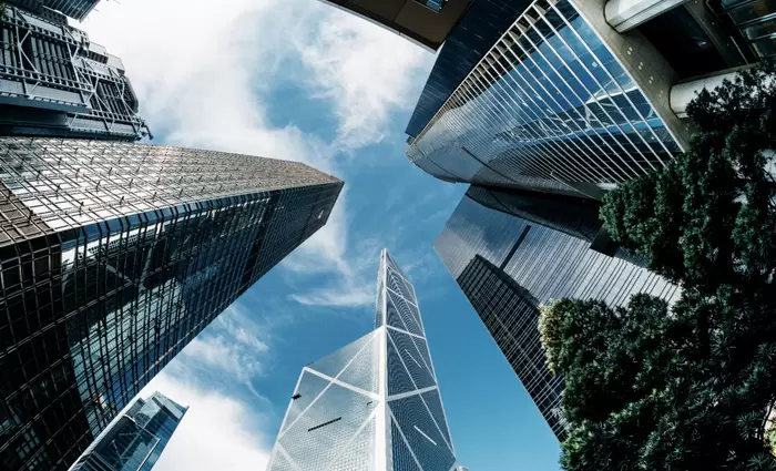 Οι 10 πιθανοί κίνδυνοι για τις τράπεζες την επόμενη δεκαετία