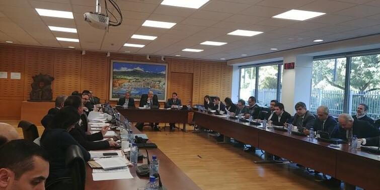 Κινητικότητα εργαζομένων αορίστου στο δημόσιο λόγω ΓεΣΥ προωθεί η κυβέρνηση