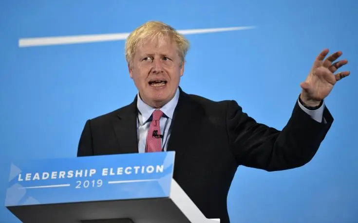 Τέχνασμα για να μην εμποδιστεί πιθανό no deal στο Brexit εξετάζει ο Τζόνσον