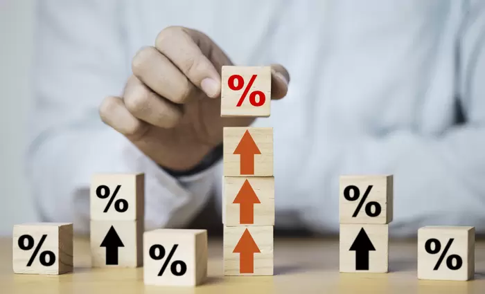 Συνεχίζονται οι αυξήσεις επιτοκίων