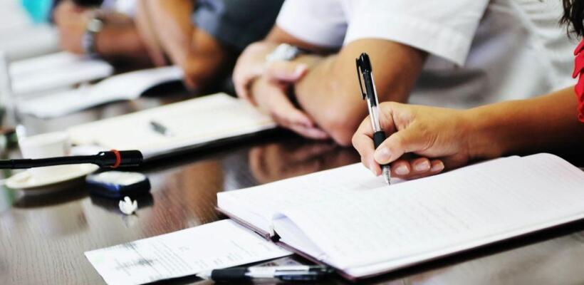 Άνοιξαν οι αιτήσεις για τις κυβερνητικές εξετάσεις 