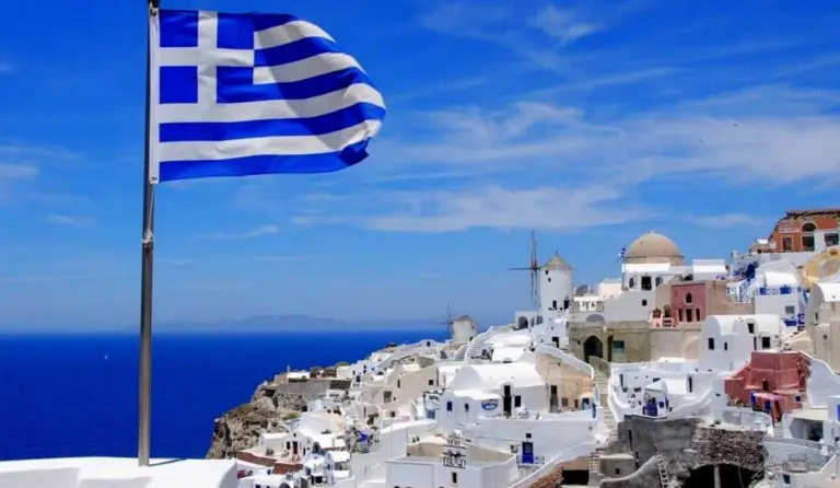 Εκτός αγγλικής «καραντίνας» πέντε ελληνικά νησιά