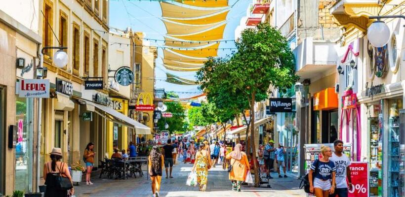 Επιδείνωση του οικονομικού κλίματος τον Ιούλιο λόγω υπηρεσιών