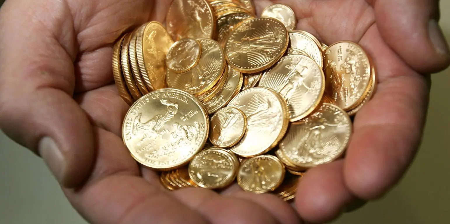 Οι Έλληνες ξεπουλάνε τον χρυσό τους