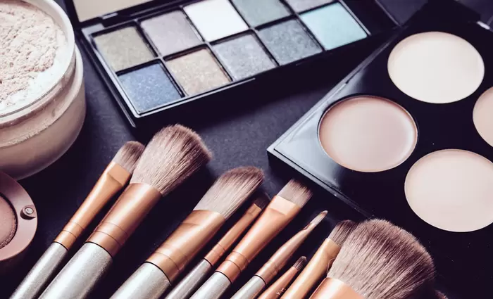 Σε ανοδική τροχιά η αγορά καλλυντικών