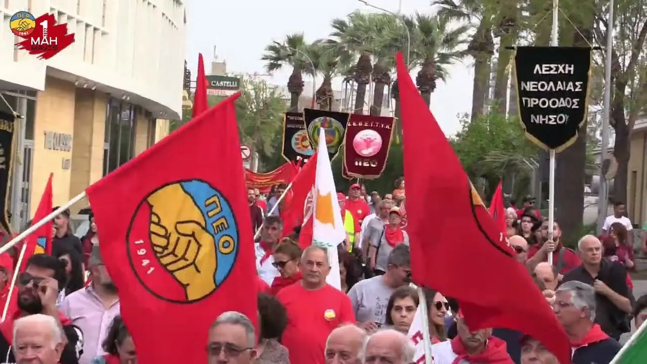 Με κινητοποιήσεις προειδοποιεί η ΠΕΟ αν δεν αλλάξει η στάση κυβέρνησης-εργοδοτών