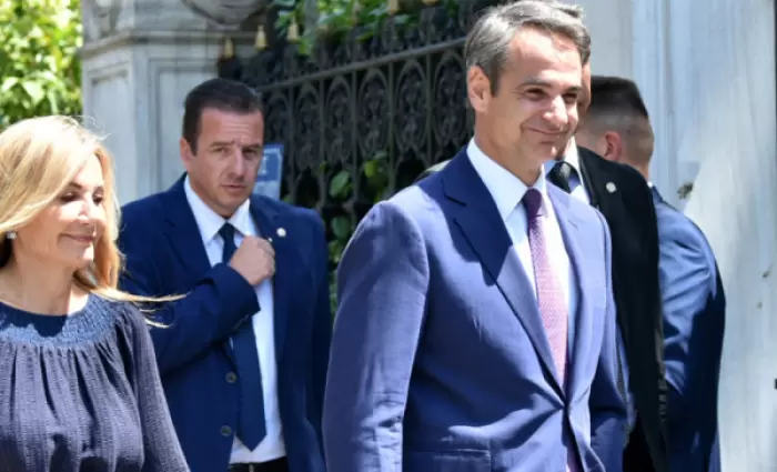 Μητσοτάκης: Αναζητώντας επενδύσεις και..πετροδολάρια