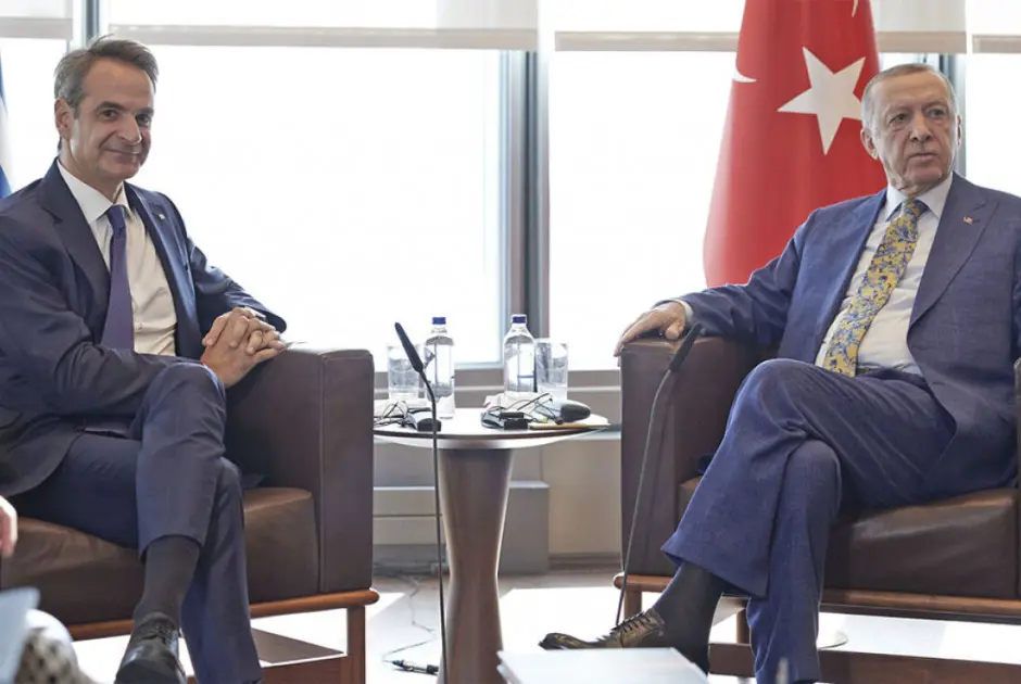 Βloomberg: «Άσσος στο μανίκι» της Ελλάδας η οικονομική κρίση της Τουρκίας