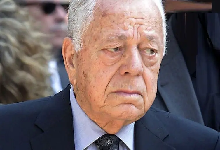 Ελλάδα: Απεβίωσε ο γνωστός εκδότης και επιχειρηματίας Γιώργος Μπόμπολας