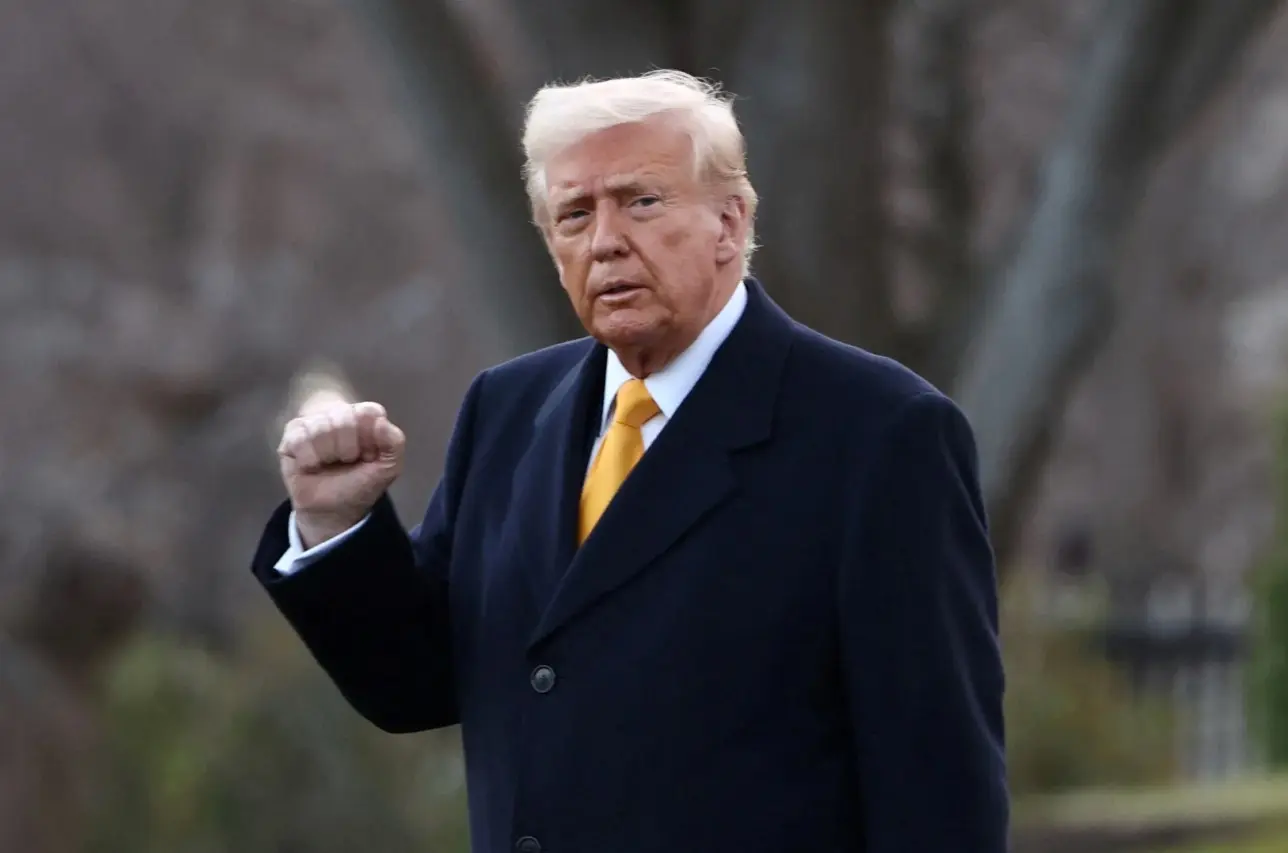 Τραμπ: Απειλεί με νέους δασμούς ΕΕ και Καναδά αν συνεργαστούν για να «βλάψουν οικονομικά τις ΗΠΑ»