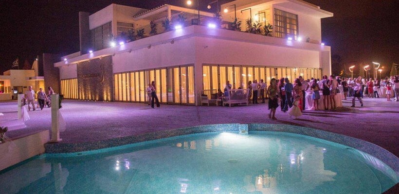 Αναστολή της κατεδάφισης του Κτήματος Μακένζυ (pic)