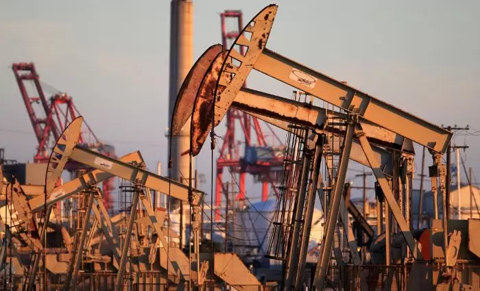 Κίνδυνος έλλειψης αποθηκευτικών χώρων για το πετρέλαιο