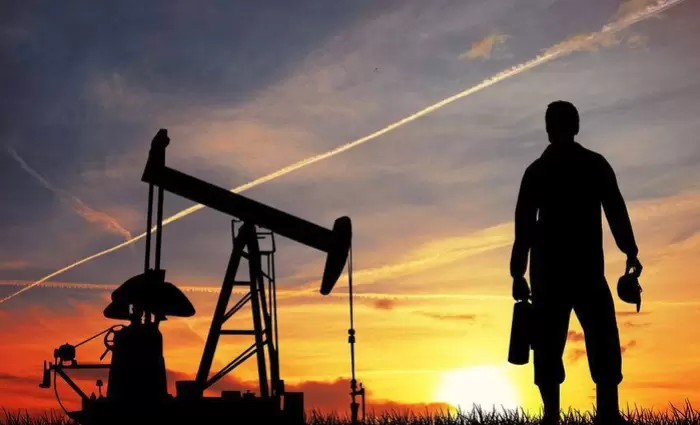 Μεικτές οι τάσεις στις τιμές πετρελαίου