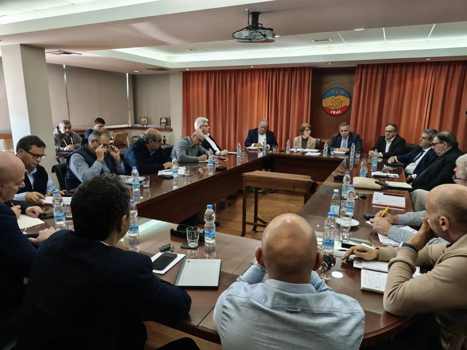 Κλείδωσε στόχους και αίτημα για ραντεβού με τον ΠτΔ η πανσυνδικαλιστική