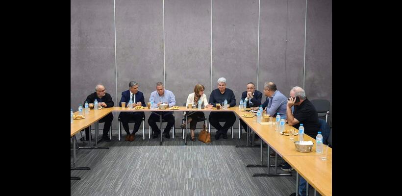 Ομόφωνα η υιοθέτηση της καταρχήν συμφωνίας για την ΑΤΑ από την πανσυνδικαλιστική