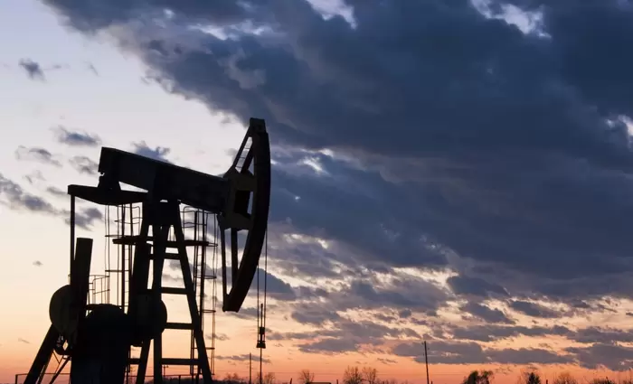 Μήπως πρέπει να γεμίσουμε τώρα τη δεξαμενή πετρελαίου, πριν απογειωθούν οι τιμές;