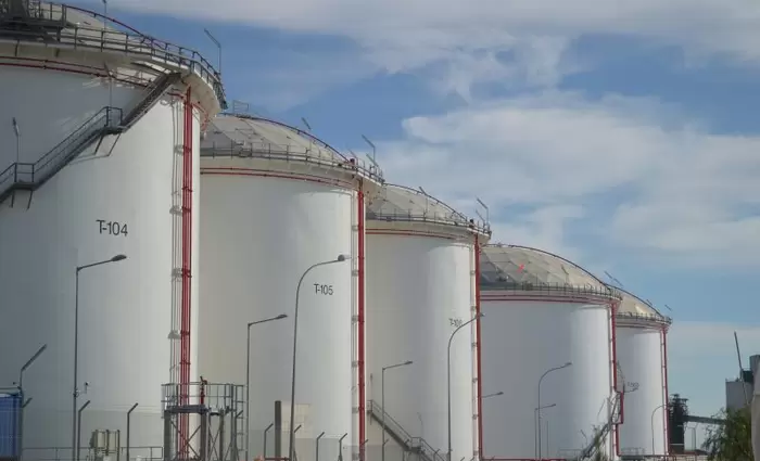 Πράσινο φως στο κρατικό τερματικό αποθήκευσης πετρελαιοειδών