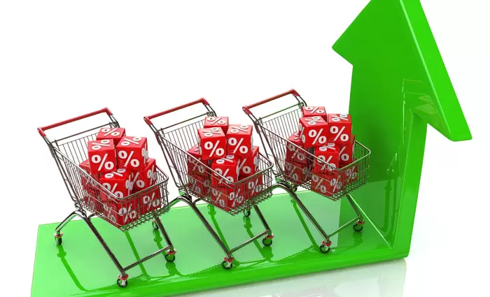 Νοικοκυριά και επιχειρήσεις αλλάζουν τα πλάνα τους